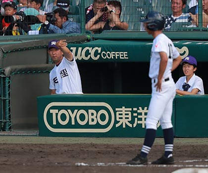 天理史上最高のキャプテンが甲子園初さい配初勝利