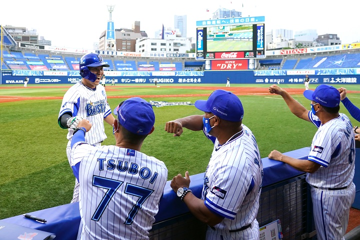 限定 #80 ラミレス 日本シリーズ 2017 名場面 フォト ☆ベイスターズ 初の本拠地CSを前にラミレス監督＆筒香が気合い「日本一に」 3位