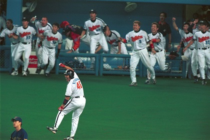 代打逆転サヨナラ満塁優勝決定弾！近鉄が球史に残る劇的優勝【2001年9月26日】