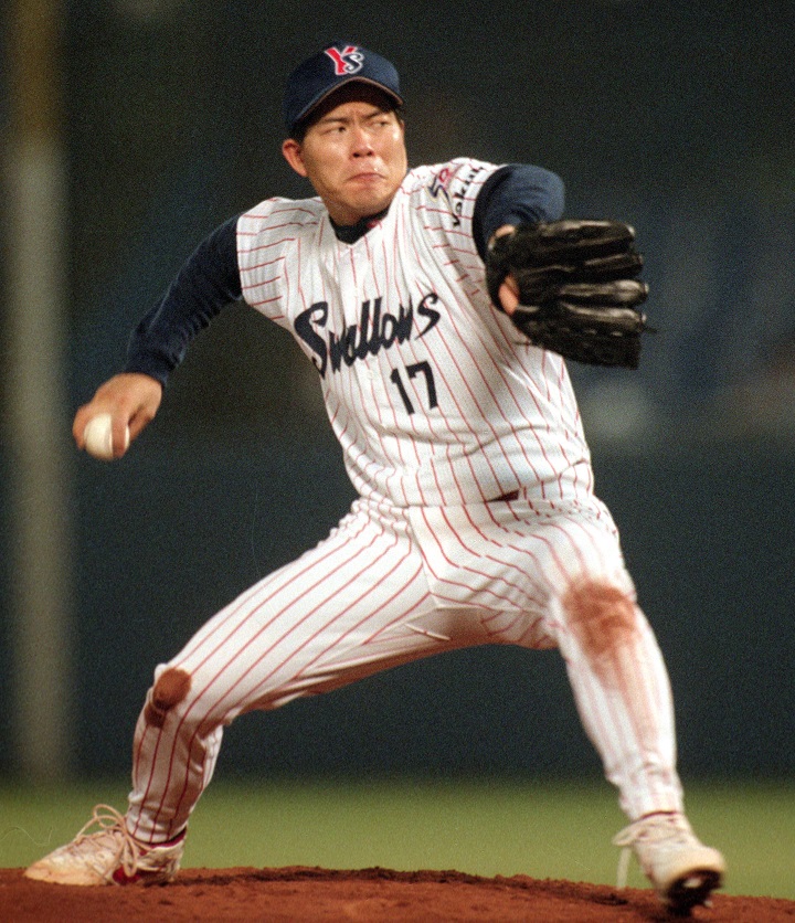 背番号物語 ヤクルト 17 初の日本一で輝いたエースナンバー 国鉄にはプロ野球３人目の 完全男 も 野球コラム 週刊ベースボールonline