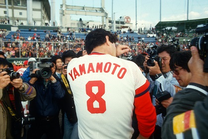 ミスター赤へル山本浩二引退【1986年10月27日】