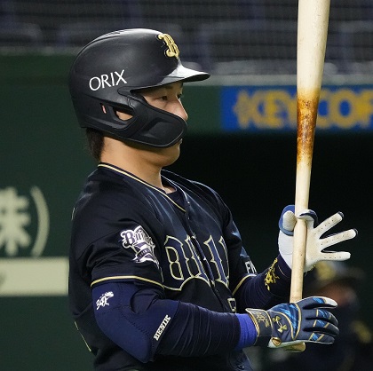（お値引き不可）吉田正尚　バッティンググローブ　オリックスバファローズ オリックス吉田正、母の日をピンクに染める ピンクのグラブや