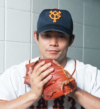 長距離砲ぞろいの巨人打線で異彩　絶妙なポジショニングでチームを救った「名二塁手」は