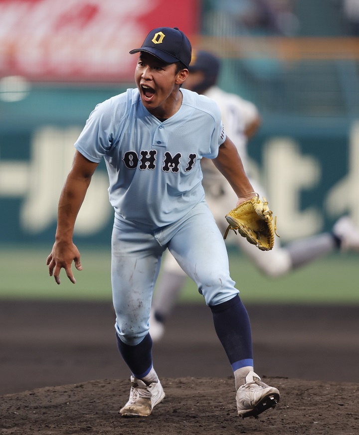 甲子園を味方につけている男”近江・山田陽翔。次戦は高松商