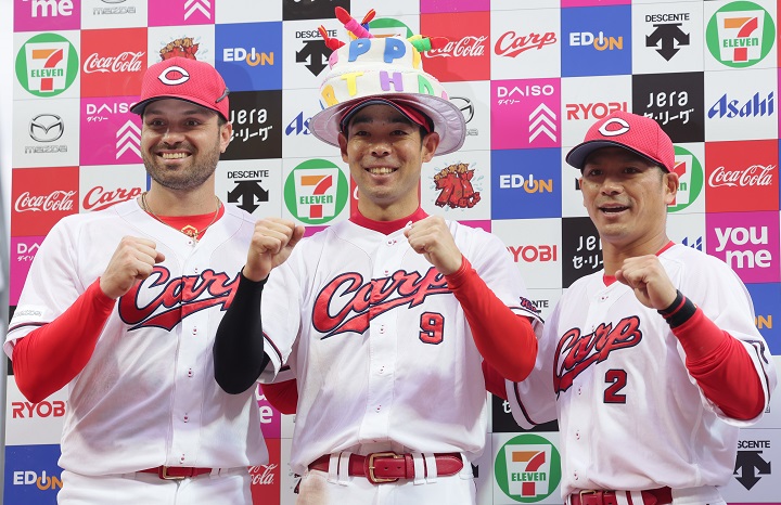 広島が戦前の下馬評覆す快進撃　新井野球は「リーグ3連覇に雰囲気似ている」の指摘が