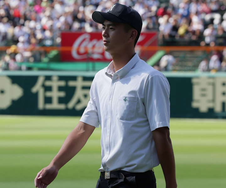 【2023夏の甲子園】入場行進の先導役を務めた“二刀流”日大豊山・光永翔音　今後は水泳を極める道へ