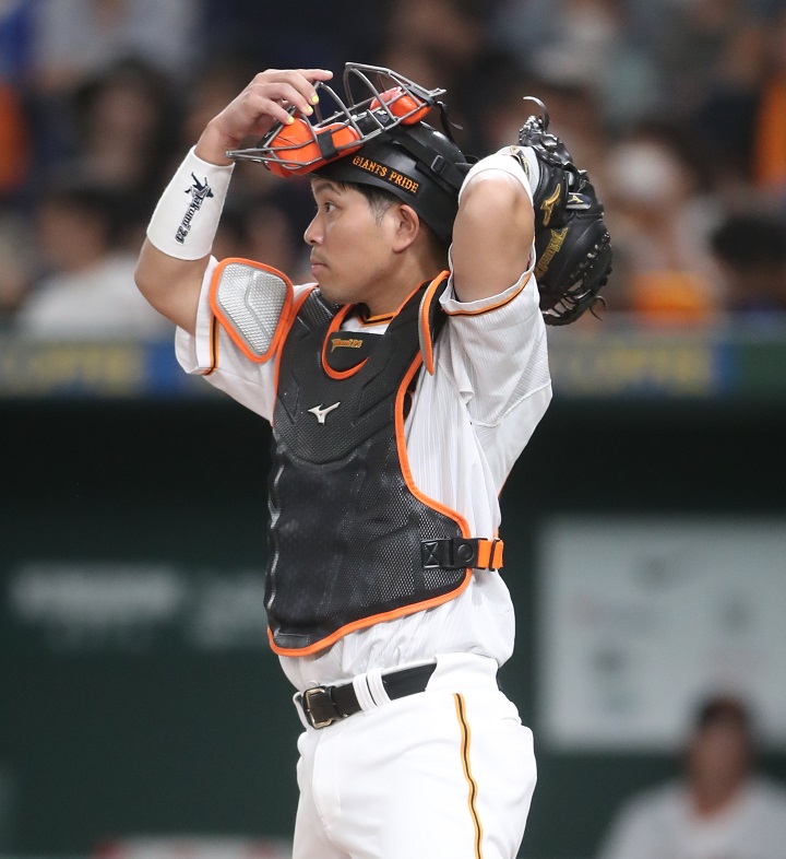 大城卓三は絶対的な正捕手ではない？ 巨人・阿部慎之助新監督で