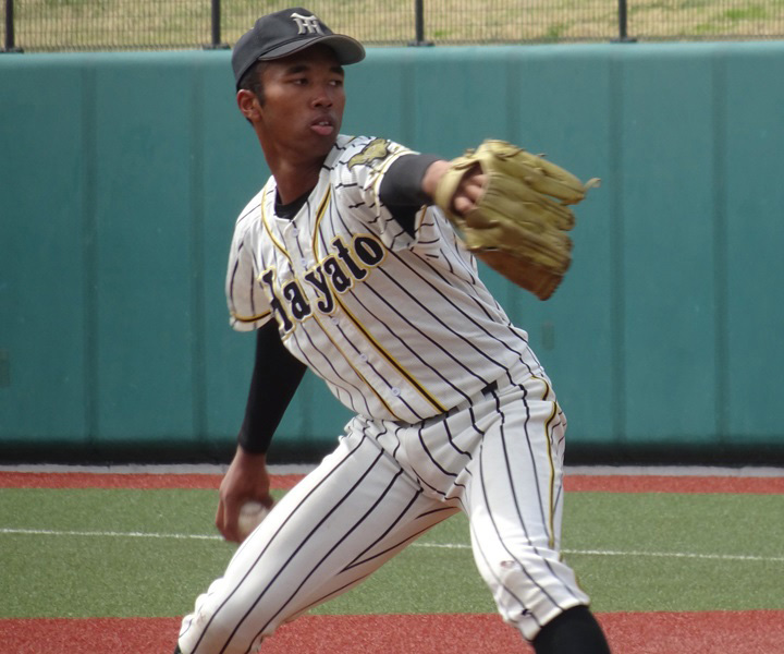 【高校野球】NPBスカウトも将来性を高く評価　ナイジェリア人の父を持つ横浜隼人の右腕・沼井伶穏