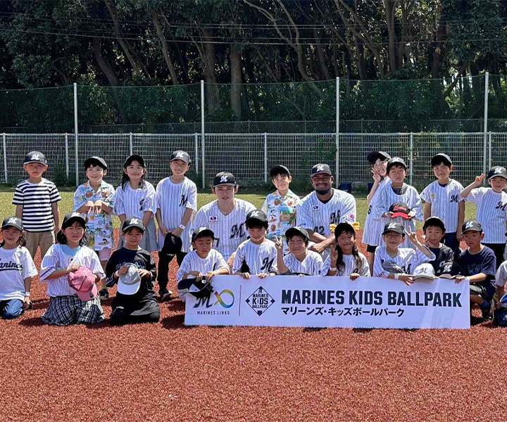 【ロッテ】佐々木朗希「有意義な時間」。メルセデスとともに「キッズボールパーク」で子どもたちと交流