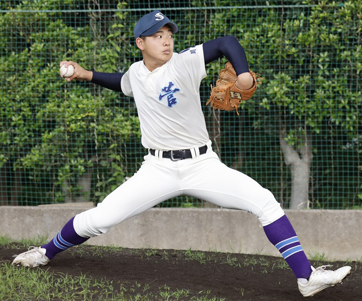 【高校野球】神奈川県立高校に潜んでいたドラフト候補　強豪校相手に14奪三振…菅高・岩瀬将