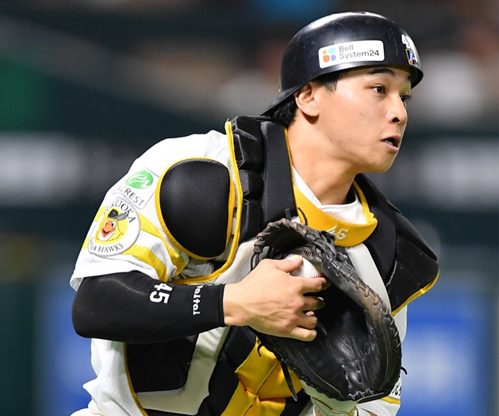 昨季4試合出場のみも…プロ10年目で覚醒予感の「阿部慎之助2世」は