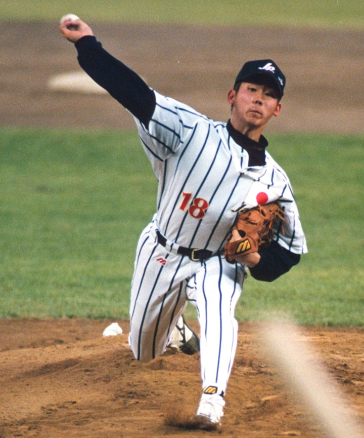 プロスパ 松坂大輔 1999 年　パ・リーグ新人王　最多勝記念フィギュア　西武 プロスパ 松坂大輔 1999 年 パ・リーグ新人王 最多勝記念