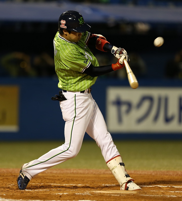 本塁打ビデオ判定“ 黒星第1号”は中日・和田一浩【2010年5月1日