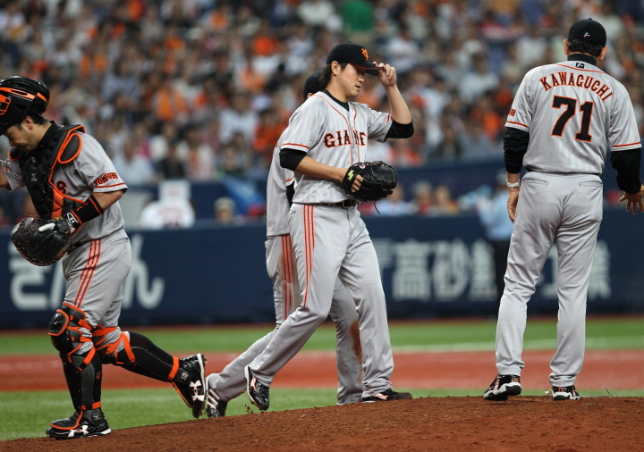 川口和久コラム 山口鉄也 君はマウンドでどんな言葉を掛けるのかい 野球コラム 週刊ベースボールonline