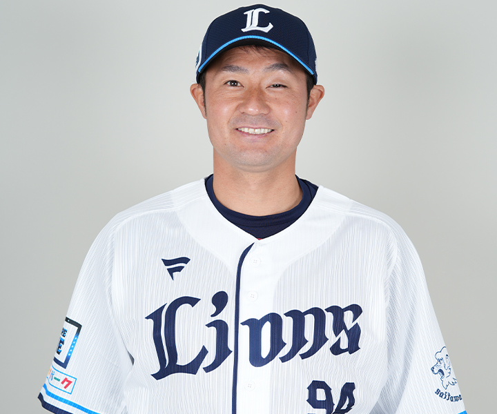 西武・鬼崎裕司コーチ「お客さんとの距離が近いところ」／本拠地球場の魅力