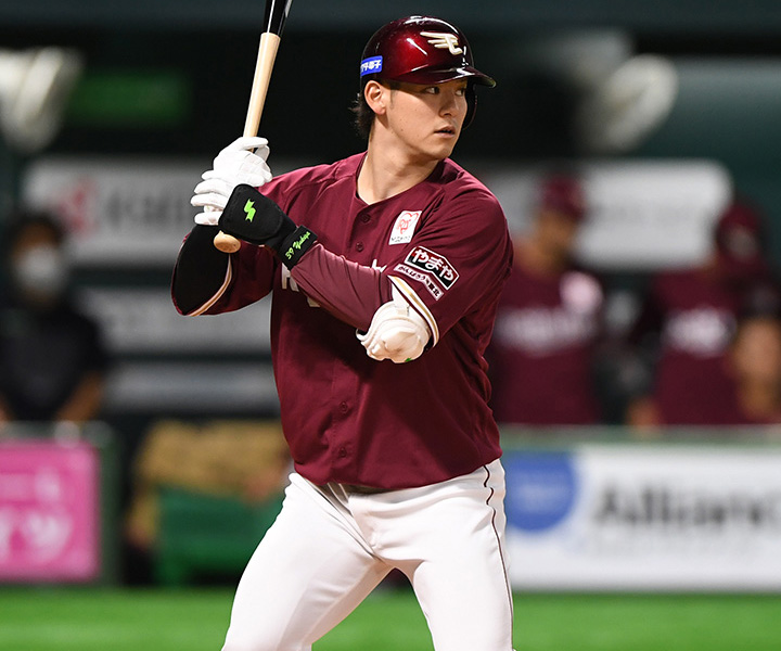 楽天・伊藤裕季也「掃除してなかったところあったかなあと家の中を徘徊しています(笑)」／休日