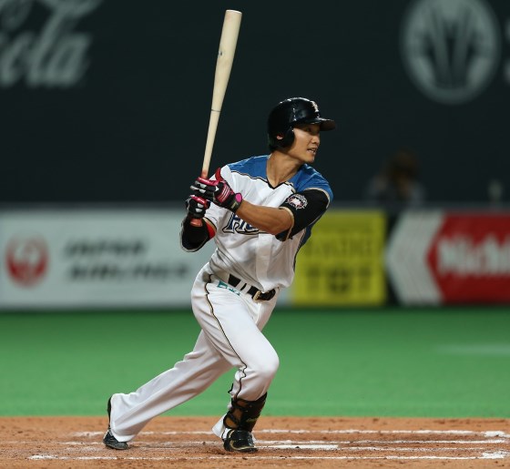 日本ハム 西川遥輝 2年連続2度目のベストナイン受賞 3年続けてベストナインに選ばれるように 野球コラム 週刊ベースボールonline