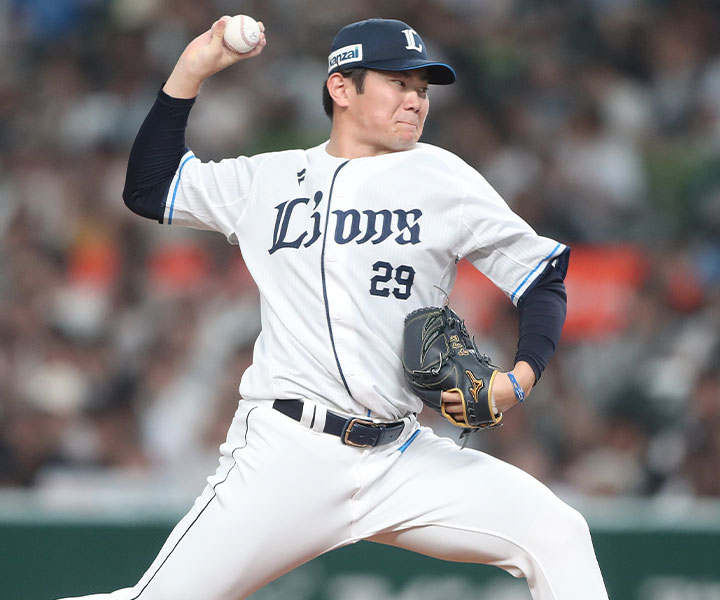 西武・青山美夏人「宮川哲さんが序盤からバンバン投げているのを見て、『キャッチボールでもこれぐらい投げないと肩もできないんだ』と」／キャッチボール
