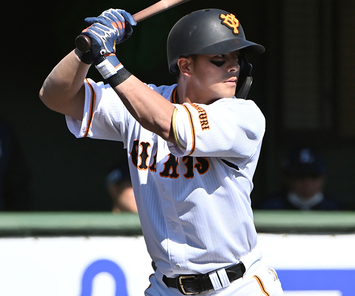 巨人・湯浅大「1月は5年連続で坂本勇人さんの下で合同自主トレをさせていただきました」／自主トレの収穫