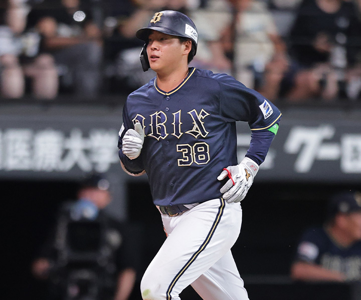 オリックス・来田涼斗「今年は一人で練習することにしました。さらにレベルアップしていきたいなと思っています」／自主トレ