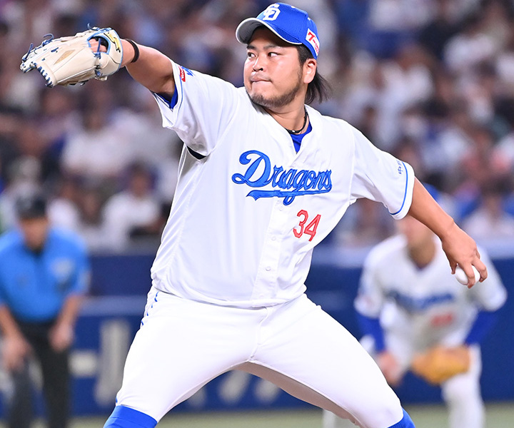 中日・福敬登「高校時代に福祉科で手話を専攻していたので、それがきっかけとなって交流が始まりました」／聾学校訪問