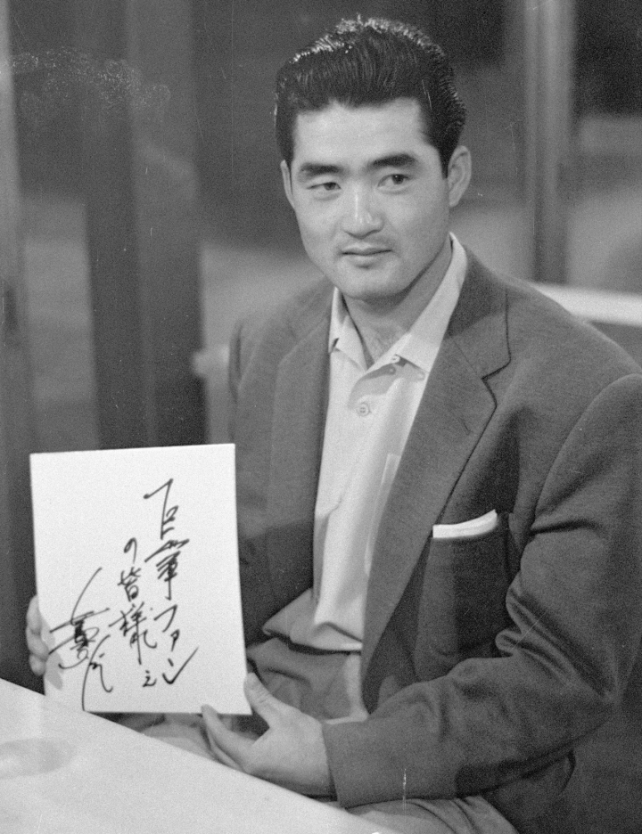 ペ*ん様 長嶋茂雄氏格言直筆色紙 ニ*コ様 長嶋茂雄氏直筆サイン入り色紙 - メルカリ