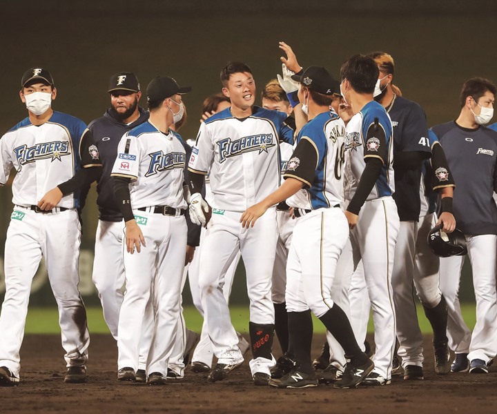 日本ハム・高濱祐仁 どん底から成り上がれ「2ケタ背番号を取り戻す