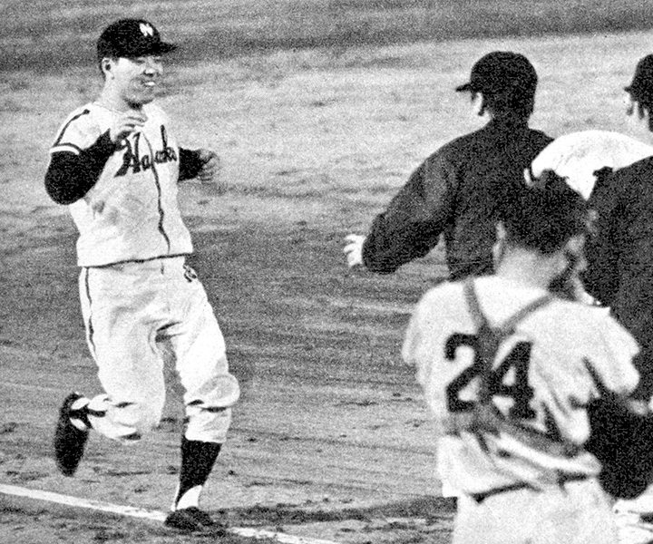 ＜1963年10月17日＞最終打席で決めた！　ノムさんが当時の日本記録、52号ホームラン