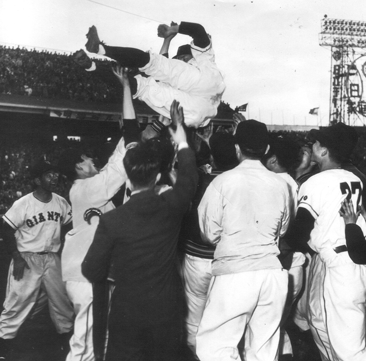 ＜1956年3月25日＞史上初の劇的弾！ 一発で試合を引っくり返した「代打逆転サヨナラ満塁HR」 野球コラム