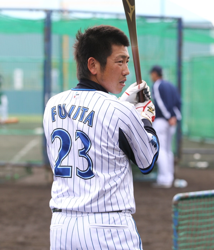 DeNA・藤田一也 インタビュー「ここが僕にとって最後の球団」 | 野球