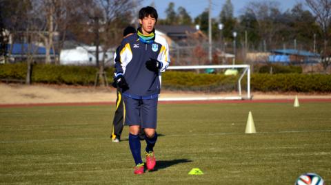 栃木 鈴木隆雅 イメージする理想のsbは新井場徹 C大阪 1回しか上がるチャンスがなくても その1回で試合を決められるsb 練習場レポート 速報 サッカーeg