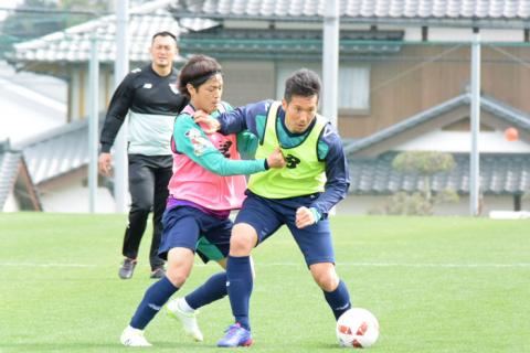 サガン鳥栖 磯崎敬太が全体練習に合流 練習場レポート 速報 サッカーeg