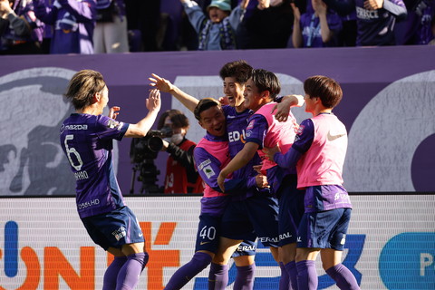 最後はパワー。総力勝ち/Ｊ１リーグ 第9節 広島×C大阪
