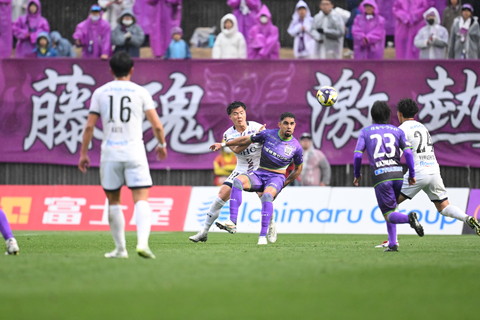 勝負は局地戦。バトルを制するのは/Ｊ２リーグ 第16節 藤枝×大宮