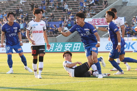 怒涛の前半攻勢