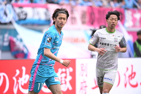 それぞれのラストスパートへ殴り勝つ/Ｊ２リーグ 第30節 鳥栖×熊本
